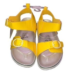 FIRST steps yellow patent leather sandals (9)